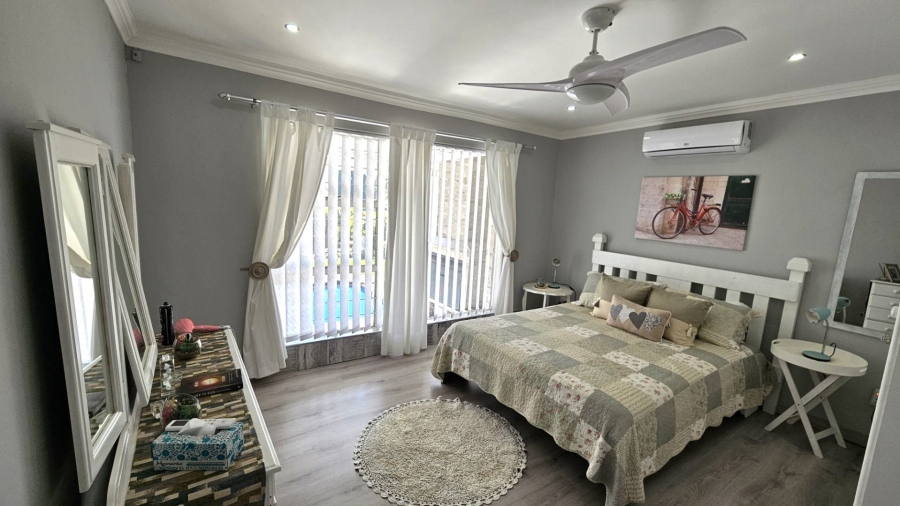 4 Bedroom Property for Sale in Ifafi North West